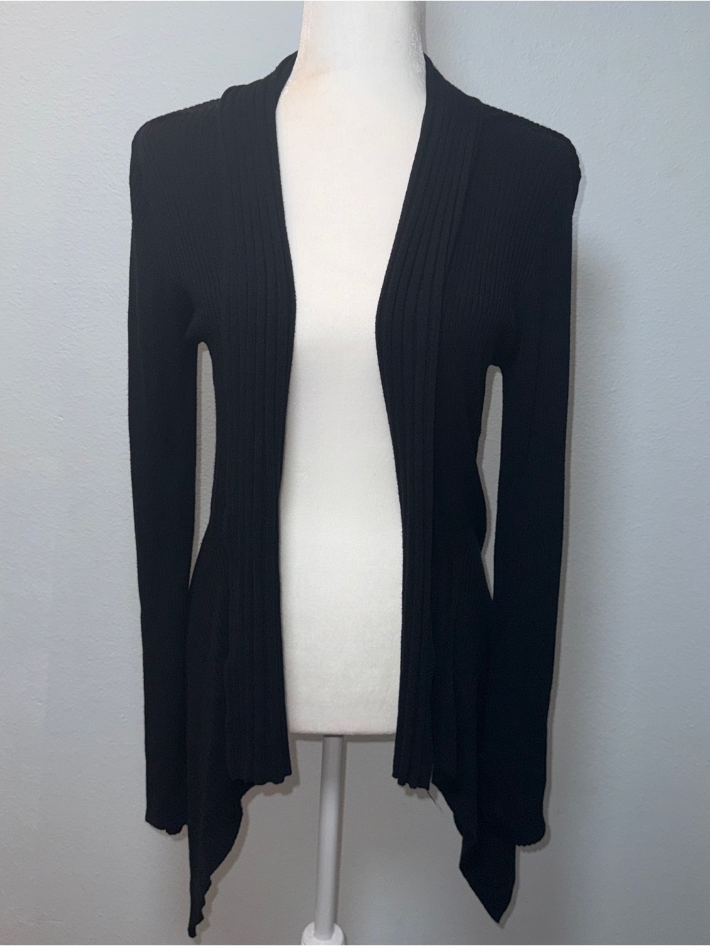 le chateau Black Open-Front Ribbed Cardigan
